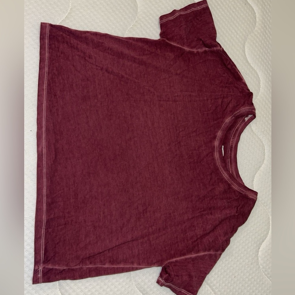 Cropped tee